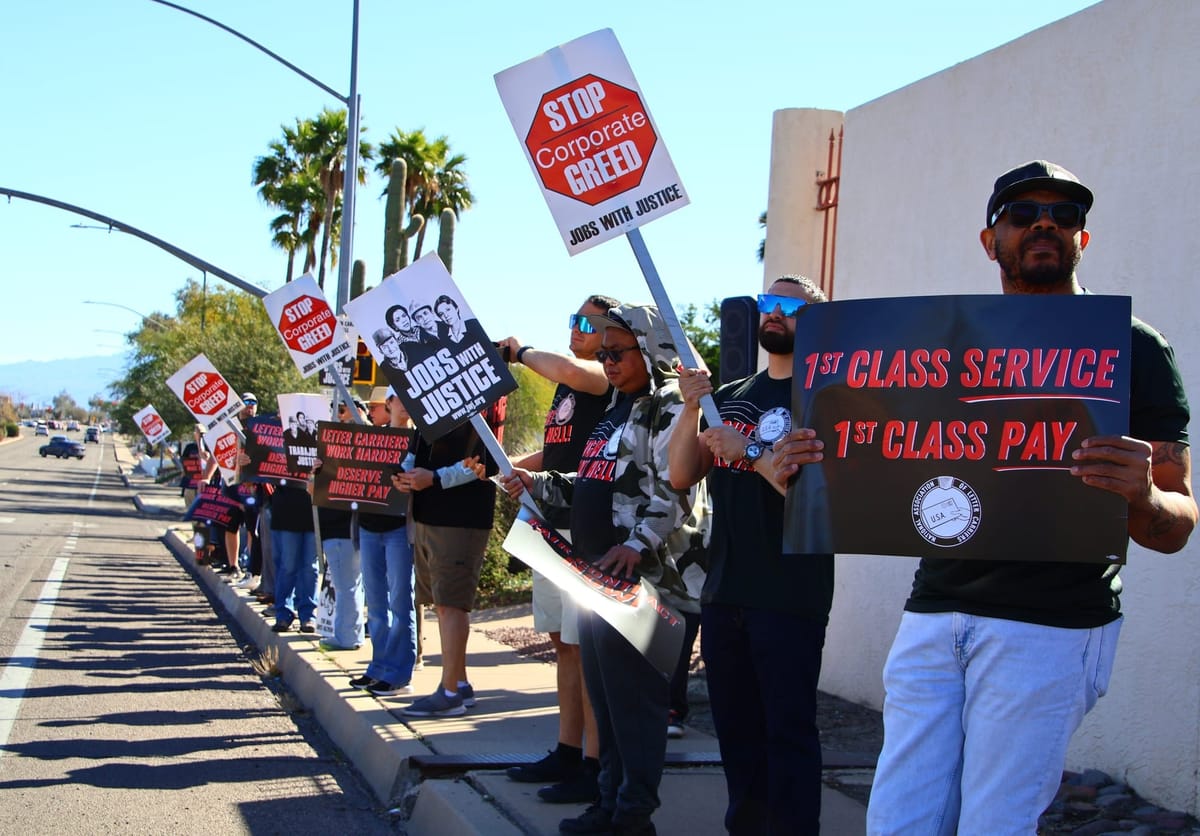 Tucson USPS workers picket over contract talks