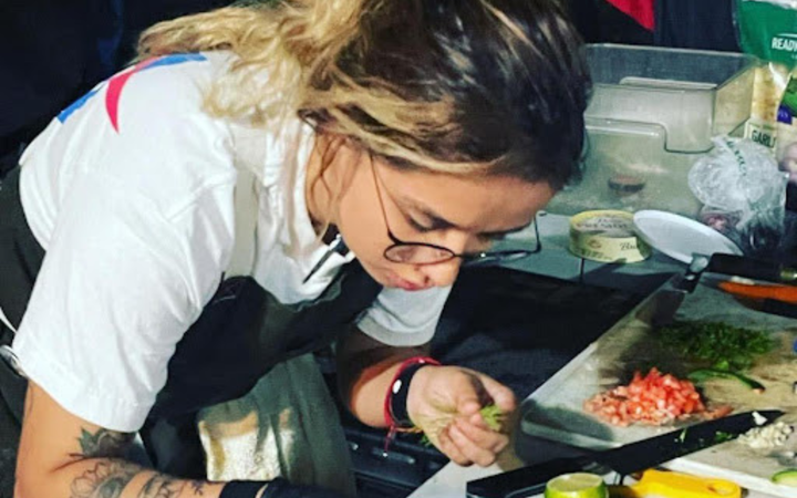 Tucson chef breaks barriers with Tucson Knife Fight victory