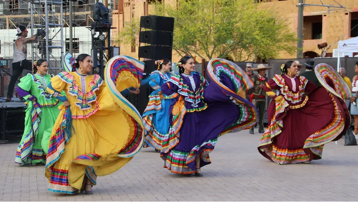 El primer Latino Pride de Tucson celebra cultura y comunidad