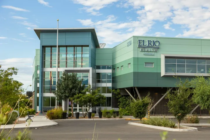 Fears of 'medical deportation' increase migrants barriers to health care