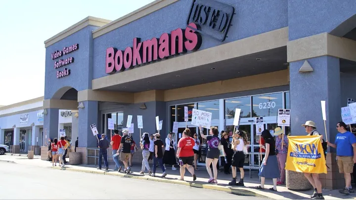 Bookmans workers strike over stalled union talks, layoffs and workplace changes
