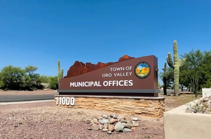 Oro Valley OKs $151M budget with flat spending, staff raises