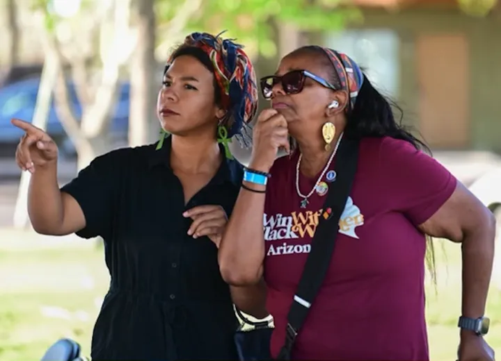 Shaw impulsa reformas de vivienda e infraestructura en Distrito 3