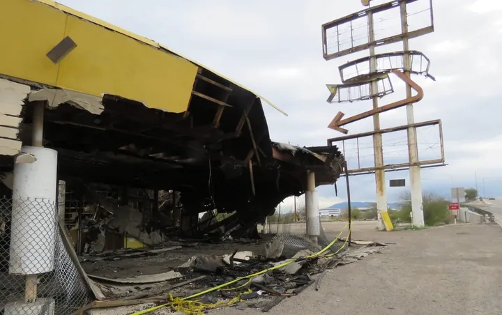 Registros revelan amianto persistente en motel del sur de Tucson