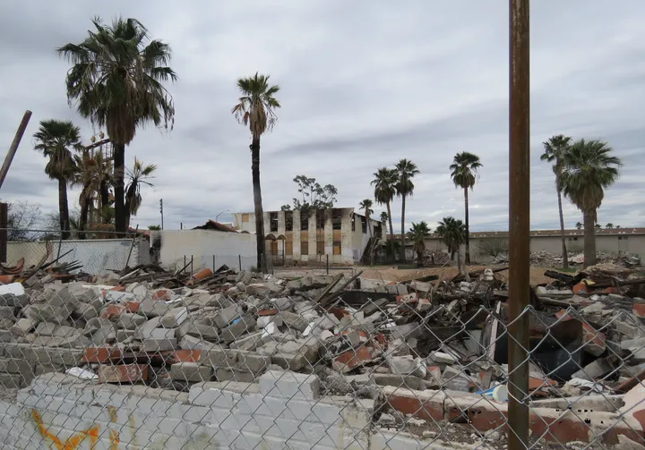 Pima County to buy troubled South Tucson motel