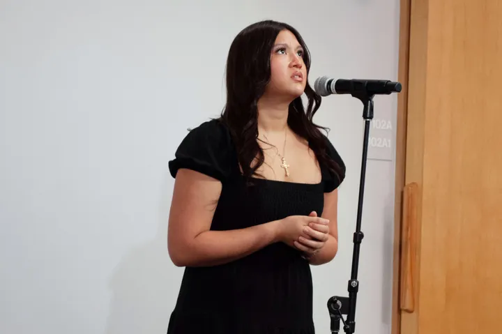 3 Southern Arizona students compete in state poetry finals