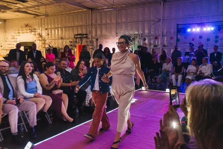 Mini Poderosas marks five years with fashion show